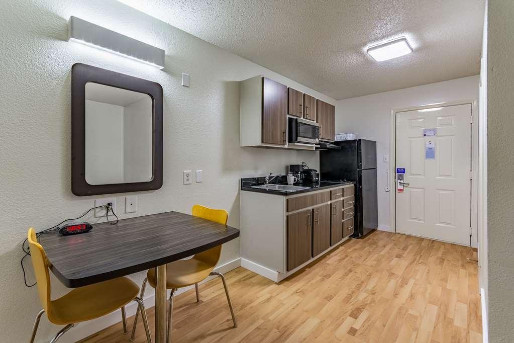 Studio 6-Dallas, Tx Стая снимка